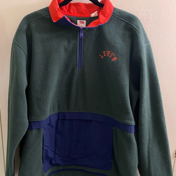 Levi's Other - Levi’s Half Zip Sweatshirt
